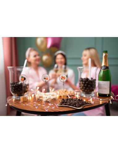 Słodki stół, czekoladki na urodziny i...