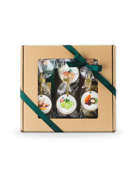 Zestaw prezentowy z granatową kokardą - 6 smaków czekoladek, cztery po 100g i 2 po 50g